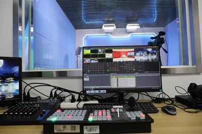 繼續教育學院智慧演播室正式啟用，開啟數字內容制作服務新篇章